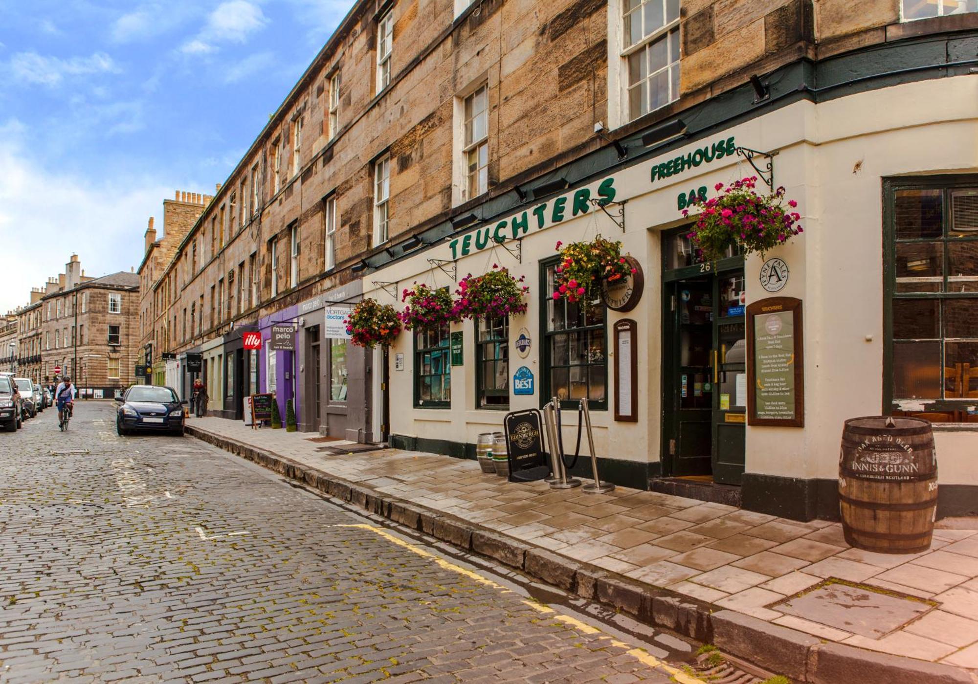 Luxury Apartment, Stafford Street * EDI